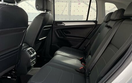 Volkswagen Tiguan II, 2018 год, 2 900 000 рублей, 5 фотография
