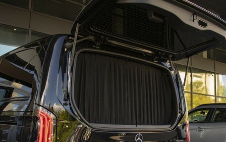 Mercedes-Benz V-Класс, 2024 год, 18 500 000 рублей, 32 фотография