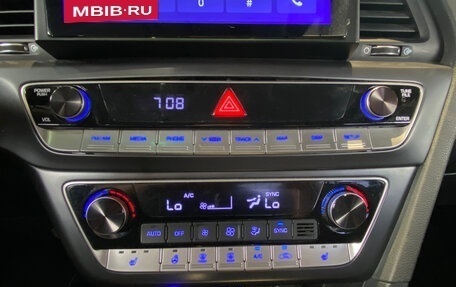 Hyundai Sonata VII, 2018 год, 1 749 000 рублей, 14 фотография