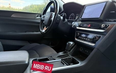 Hyundai Sonata VII, 2018 год, 1 749 000 рублей, 7 фотография