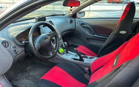 Toyota Celica VII рестайлинг, 2002 год, 700 000 рублей, 9 фотография
