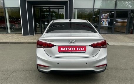 Hyundai Solaris II рестайлинг, 2017 год, 1 140 000 рублей, 7 фотография