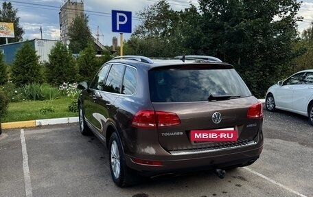 Volkswagen Touareg III, 2011 год, 1 900 000 рублей, 3 фотография
