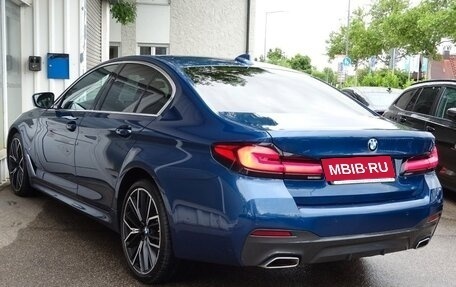 BMW 5 серия, 2022 год, 5 500 000 рублей, 3 фотография