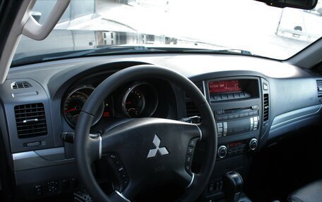Mitsubishi Pajero IV, 2011 год, 1 760 000 рублей, 6 фотография