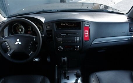 Mitsubishi Pajero IV, 2011 год, 1 760 000 рублей, 7 фотография