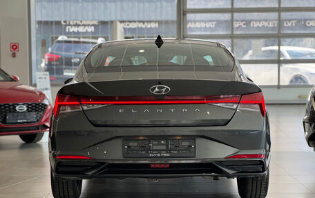 Hyundai Elantra, 2021 год, 2 350 000 рублей, 5 фотография