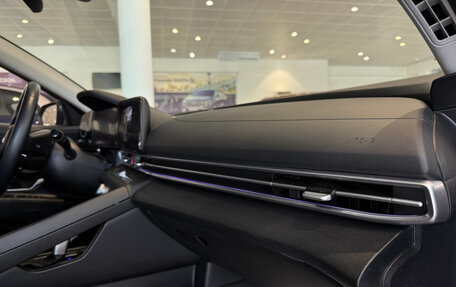 Hyundai Elantra, 2021 год, 2 350 000 рублей, 17 фотография