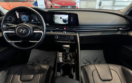 Hyundai Elantra, 2021 год, 2 350 000 рублей, 12 фотография