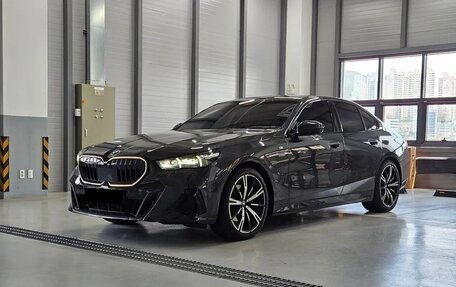 BMW 5 серия, 2024 год, 7 320 000 рублей, 1 фотография