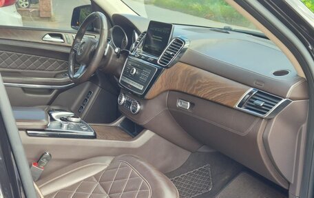 Mercedes-Benz GLS, 2016 год, 3 700 000 рублей, 22 фотография