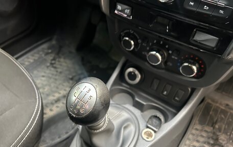 Renault Duster I рестайлинг, 2018 год, 1 200 000 рублей, 29 фотография