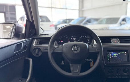 Skoda Rapid I, 2015 год, 1 199 000 рублей, 12 фотография
