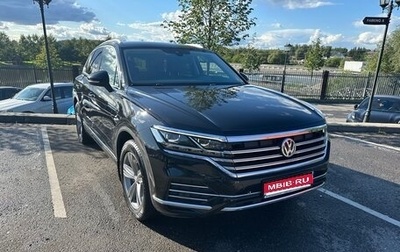 Volkswagen Touareg III, 2019 год, 3 900 000 рублей, 1 фотография