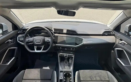 Audi Q3, 2022 год, 2 100 000 рублей, 6 фотография