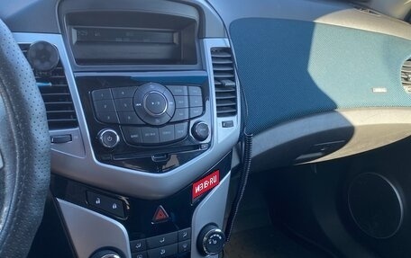Chevrolet Cruze II, 2012 год, 580 000 рублей, 6 фотография