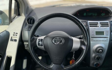 Toyota Yaris III рестайлинг, 2007 год, 575 000 рублей, 16 фотография