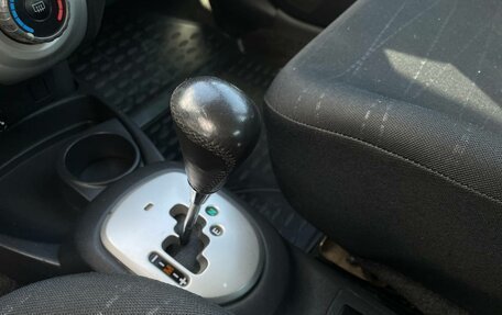 Toyota Yaris III рестайлинг, 2007 год, 575 000 рублей, 18 фотография