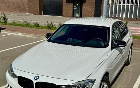 BMW 3 серия, 2014 год, 1 430 000 рублей, 4 фотография