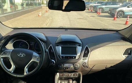 Hyundai ix35 I рестайлинг, 2012 год, 900 000 рублей, 9 фотография