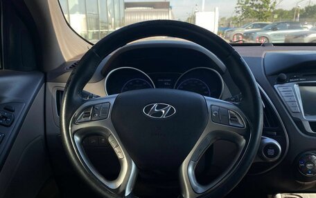Hyundai ix35 I рестайлинг, 2012 год, 900 000 рублей, 10 фотография