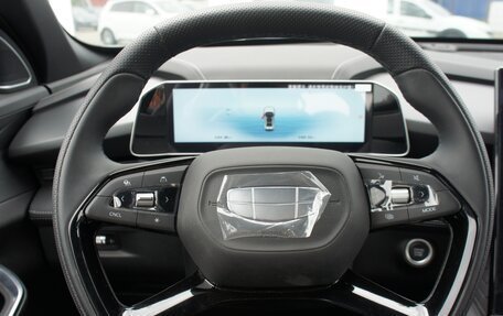 Geely Atlas, 2024 год, 2 350 000 рублей, 4 фотография