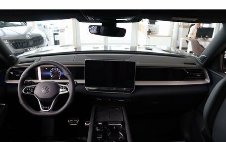 Volkswagen Teramont, 2025 год, 6 300 000 рублей, 10 фотография