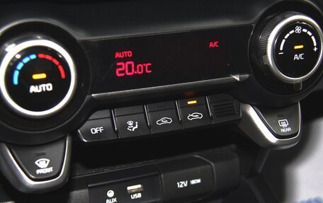 KIA Rio IV, 2018 год, 1 399 700 рублей, 17 фотография