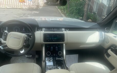Land Rover Range Rover IV рестайлинг, 2018 год, 6 400 000 рублей, 5 фотография