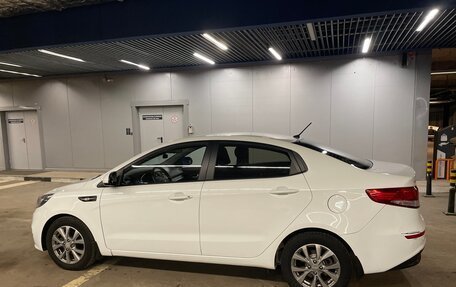 KIA Rio III рестайлинг, 2015 год, 1 290 000 рублей, 9 фотография