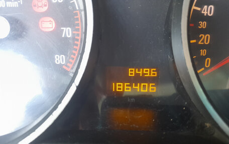Opel Zafira B, 2006 год, 600 000 рублей, 11 фотография