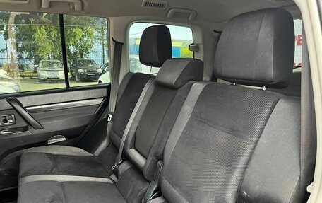 Mitsubishi Pajero IV, 2007 год, 1 395 000 рублей, 17 фотография