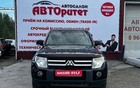Mitsubishi Pajero IV, 2007 год, 1 395 000 рублей, 2 фотография