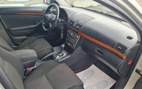 Toyota Avensis III рестайлинг, 2008 год, 1 045 000 рублей, 20 фотография