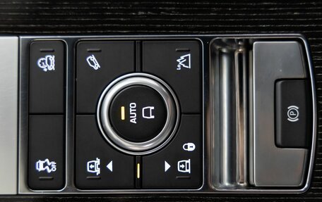 Land Rover Range Rover IV рестайлинг, 2019 год, 8 999 999 рублей, 25 фотография