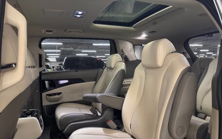KIA Carnival, 2022 год, 2 913 000 рублей, 10 фотография