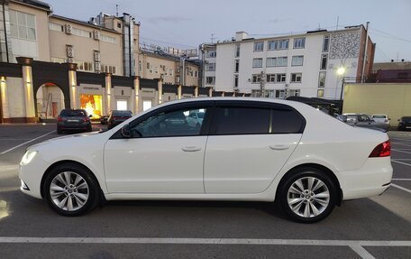 Skoda Superb III рестайлинг, 2013 год, 1 500 000 рублей, 19 фотография