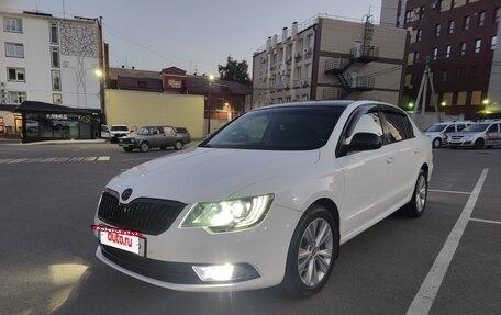 Skoda Superb III рестайлинг, 2013 год, 1 500 000 рублей, 24 фотография
