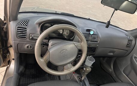 Hyundai Accent II, 2005 год, 400 000 рублей, 10 фотография
