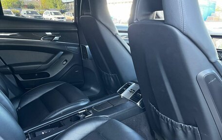 Porsche Panamera II рестайлинг, 2011 год, 2 400 000 рублей, 16 фотография