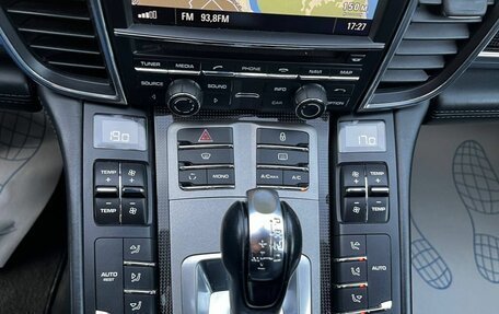 Porsche Panamera II рестайлинг, 2011 год, 2 400 000 рублей, 28 фотография