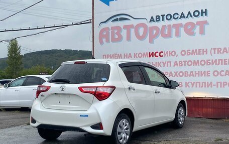 Toyota Vitz, 2018 год, 1 100 000 рублей, 6 фотография