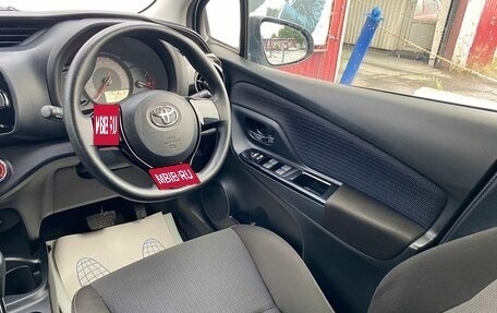 Toyota Vitz, 2018 год, 1 100 000 рублей, 18 фотография