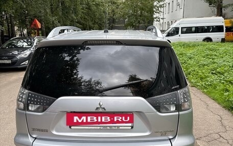 Mitsubishi Outlander III рестайлинг 3, 2010 год, 1 250 000 рублей, 3 фотография