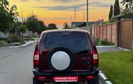 Chevrolet Niva I рестайлинг, 2003 год, 210 000 рублей, 9 фотография