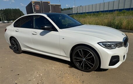 BMW 3 серия, 2020 год, 5 400 000 рублей, 2 фотография