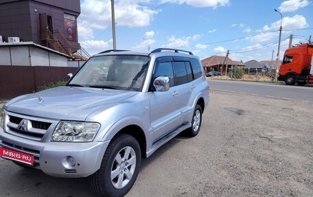 Mitsubishi Pajero IV, 2006 год, 1 300 000 рублей, 1 фотография