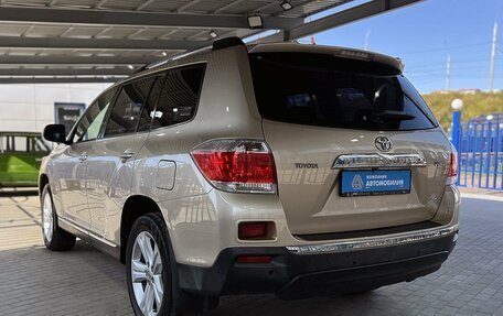 Toyota Highlander III, 2010 год, 1 550 000 рублей, 3 фотография