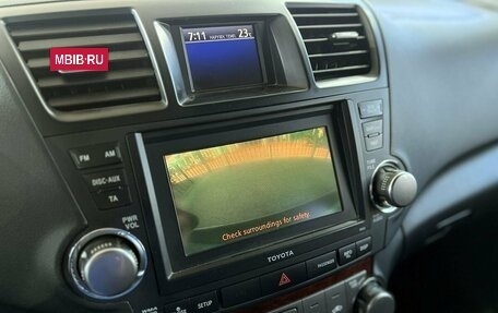 Toyota Highlander III, 2010 год, 1 550 000 рублей, 11 фотография