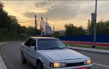 Mitsubishi Eterna V, 1985 год, 110 000 рублей, 7 фотография